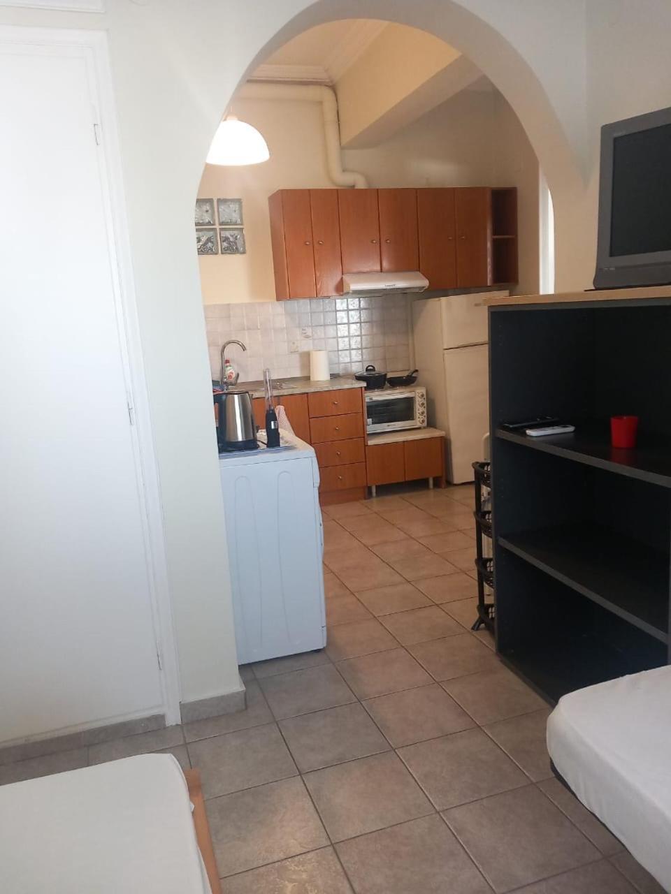 Central Apartments Eretria Экстерьер фото